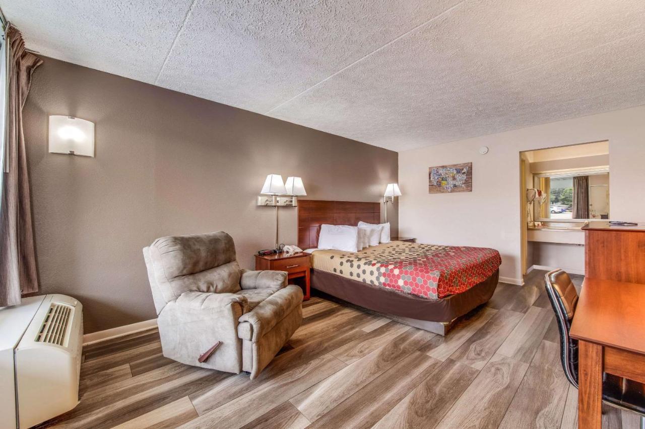 Econo Lodge Eden Екстериор снимка